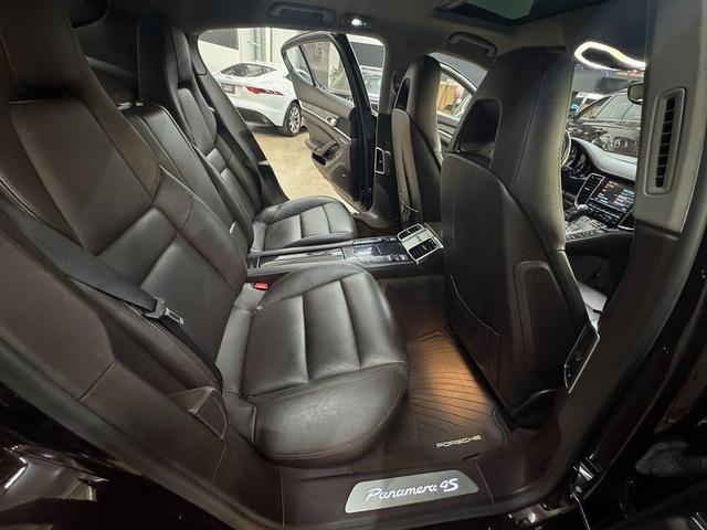 Photo of 2010  Porsche Panamera