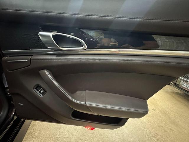 Photo of 2010  Porsche Panamera