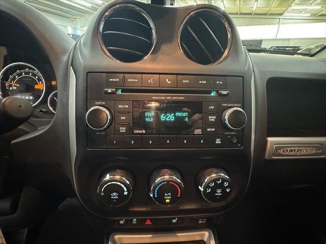 Photo of 2017 Billet Silver Metallic Clearcoat Jeep Compass