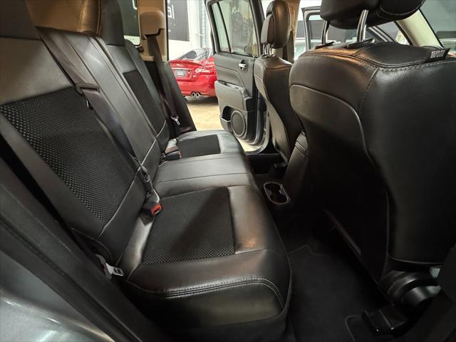 Photo of 2017 Billet Silver Metallic Clearcoat Jeep Compass