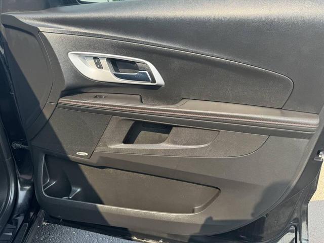 Photo of 2014 Black Chevrolet Equinox