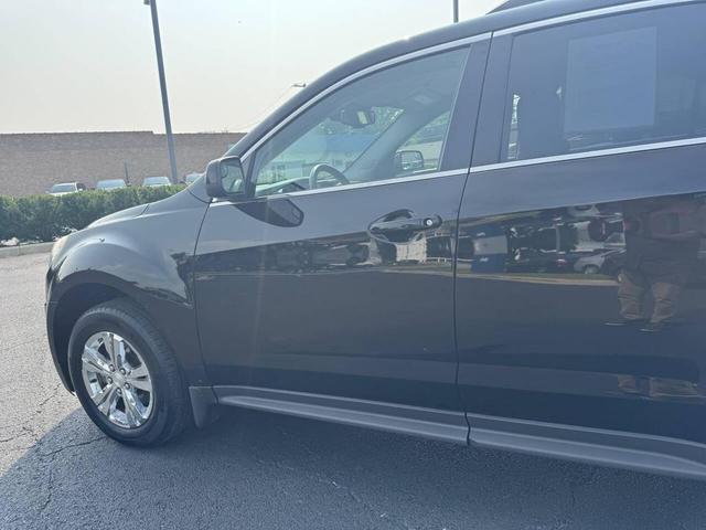 Photo of 2014 Black Chevrolet Equinox