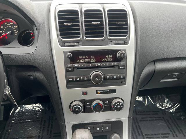 Photo of 2011 Gray GMC Acadia