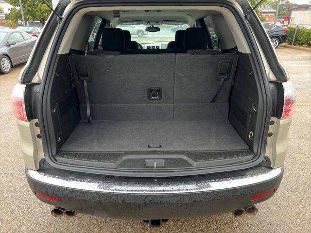 Photo of 2011 Gray GMC Acadia