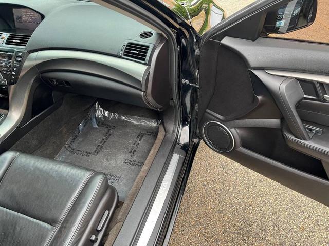 Photo of 2014 Black Acura TL