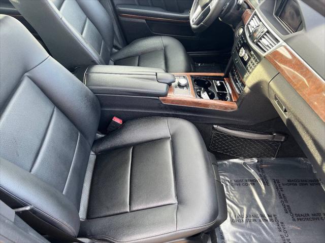 Photo of 2013 Black Mercedes-Benz E-Class