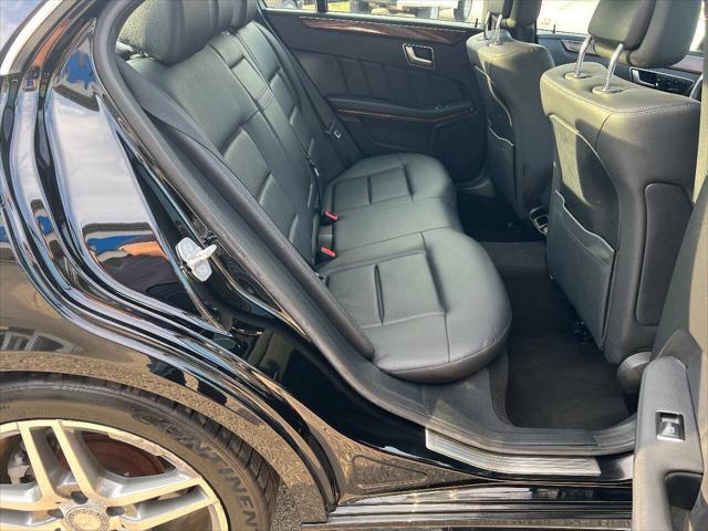 Photo of 2013 Black Mercedes-Benz E-Class