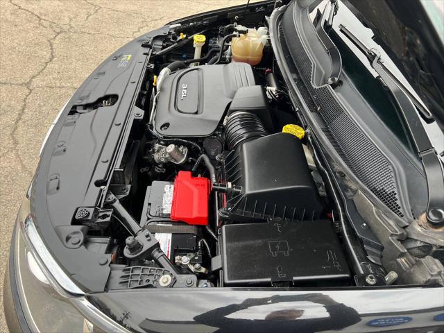 Photo of 2017 Black Chrysler Pacifica