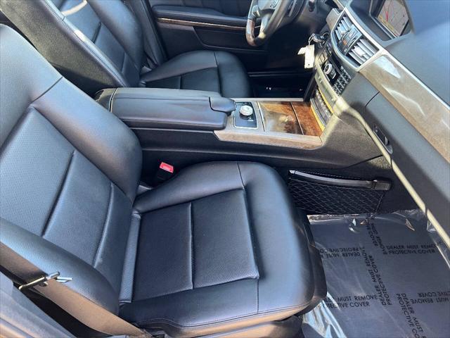 Photo of 2011 Black Mercedes-Benz E-Class