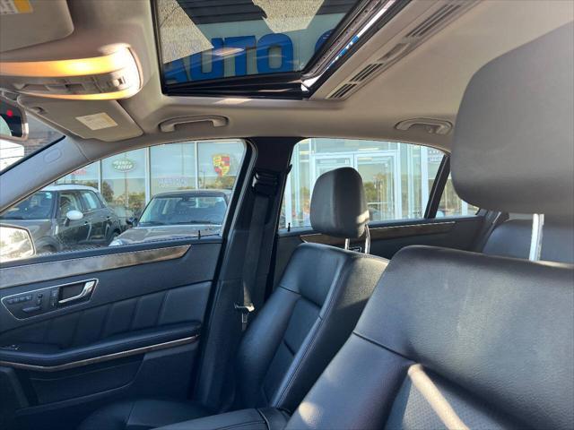 Photo of 2011 Black Mercedes-Benz E-Class