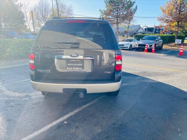 Photo of 2007 Brown Ford Explorer