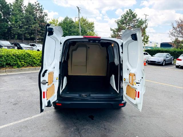 Photo of 2016 Frozen White Ford Transit Connect