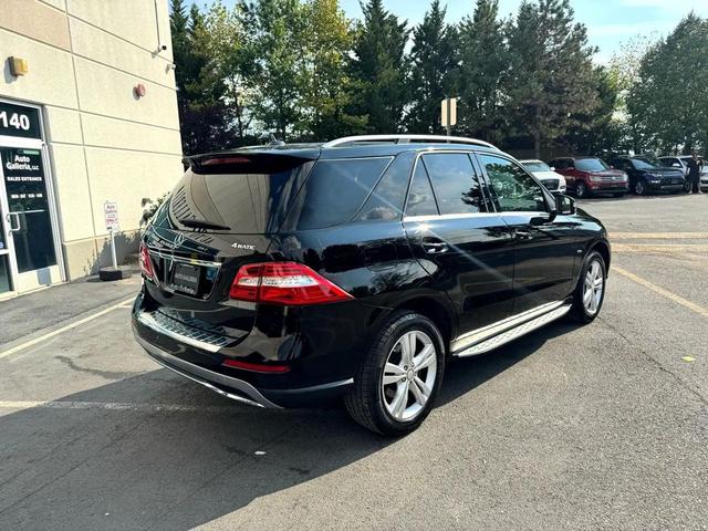 Photo of 2012 Black Mercedes-Benz M-Class