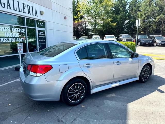 Photo of 2012 Ice Silver Metallic Subaru Legacy