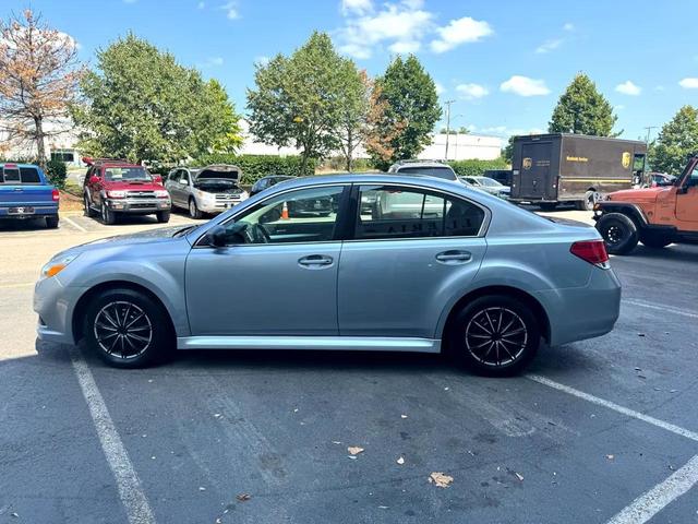 Photo of 2012 Ice Silver Metallic Subaru Legacy