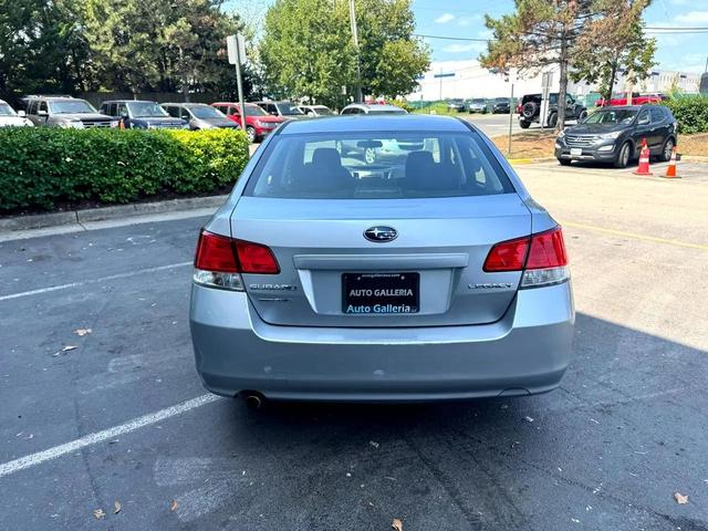 Photo of 2012 Ice Silver Metallic Subaru Legacy