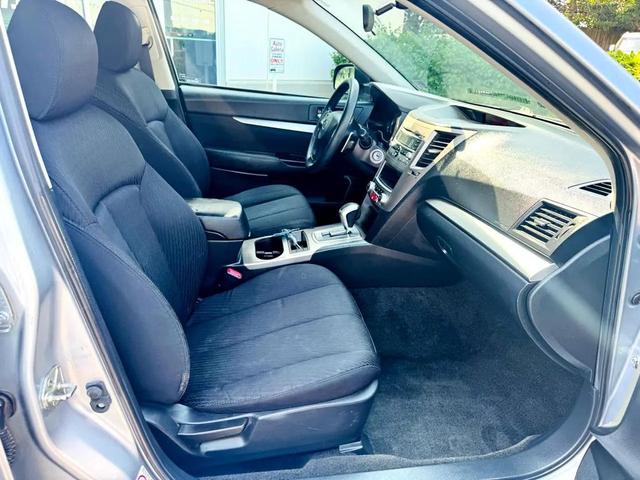 Photo of 2012 Ice Silver Metallic Subaru Legacy
