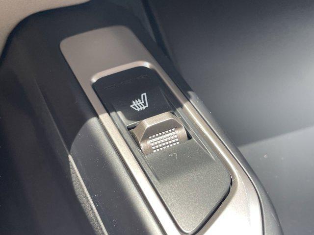 Photo of 2025 Snow White Pearl Kia Sorento Hybrid