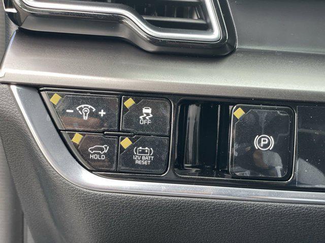 Photo of 2025 BB2/BLUE Kia Sportage Hybrid