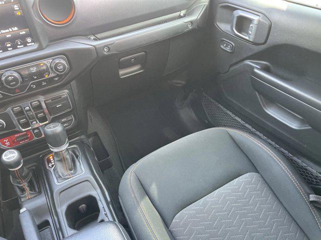 Photo of 2021 Granite Crystal Metallic Clearcoat Jeep Gladiator