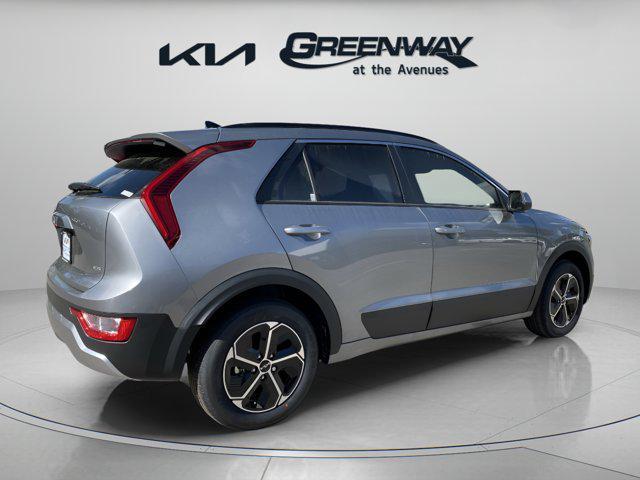 Photo of 2025 KLG/GRAY Kia Niro