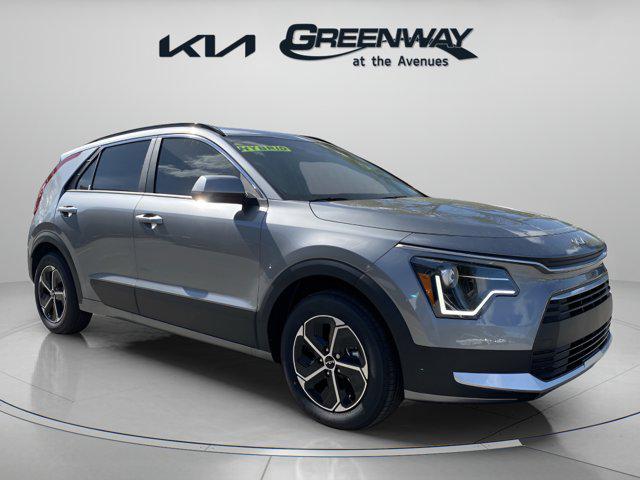 Photo of 2025 KLG/GRAY Kia Niro
