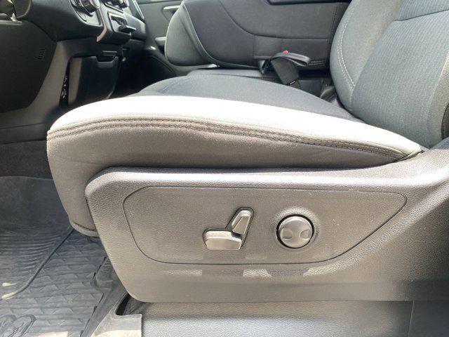 Photo of 2022 Bright White Clearcoat RAM 1500