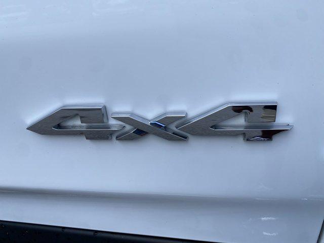 Photo of 2022 Bright White Clearcoat RAM 1500