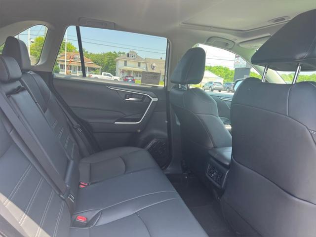Photo of 2025 Silver Sky Metallic Toyota RAV4