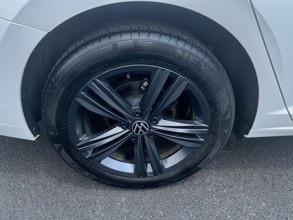 Photo of 2023 Opal White Pearl Volkswagen Jetta