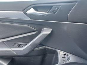 Photo of 2023 Opal White Pearl Volkswagen Jetta