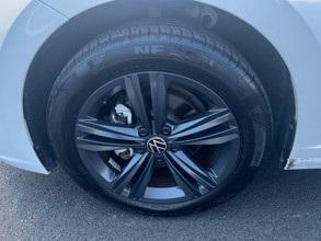 Photo of 2023 Opal White Pearl Volkswagen Jetta