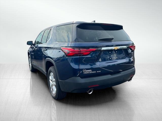 Photo of 2022 Northsky Blue Metallic Chevrolet Traverse