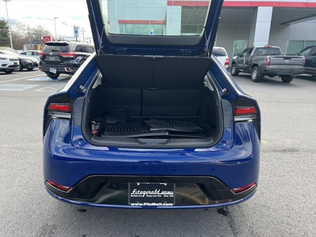 Photo of 2025 Reservoir Blue Toyota Prius