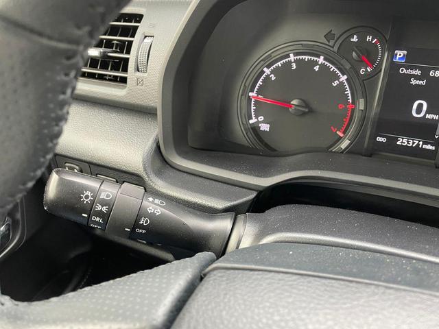 Photo of 2024 Classic Silver Metallic Toyota 4Runner