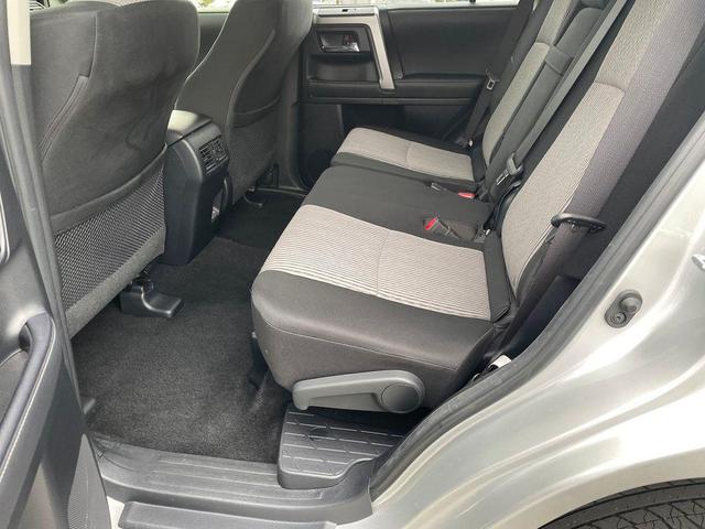 Photo of 2024 Classic Silver Metallic Toyota 4Runner