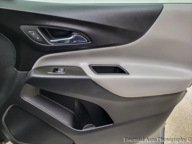 Photo of 2023 Sterling Gray Metallic Chevrolet Equinox