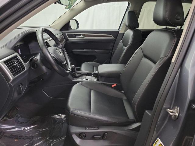 Photo of 2019 Platinum Gray Metallic Volkswagen Atlas