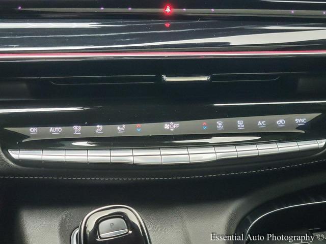 Photo of 2024 Argent Silver Metallic Cadillac Escalade