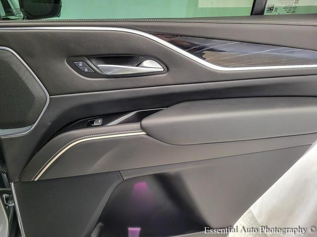 Photo of 2024 Argent Silver Metallic Cadillac Escalade