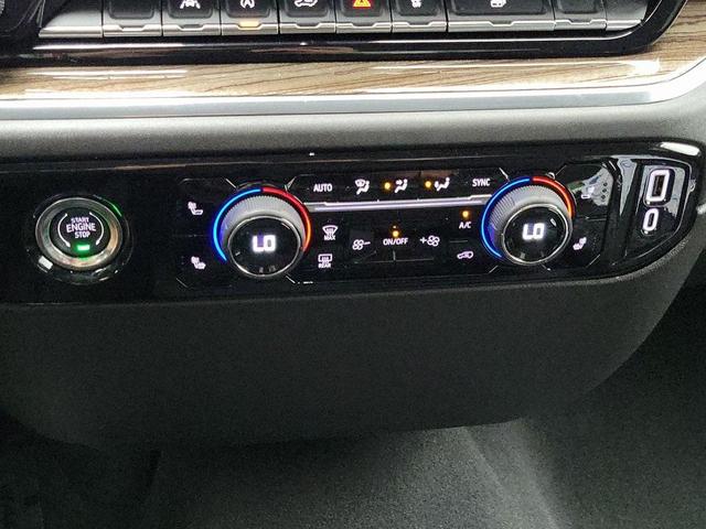 Photo of 2024 Black Chevrolet Silverado 1500