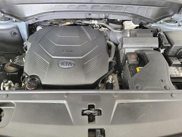 Photo of 2021 Everlasting Silver Kia Telluride