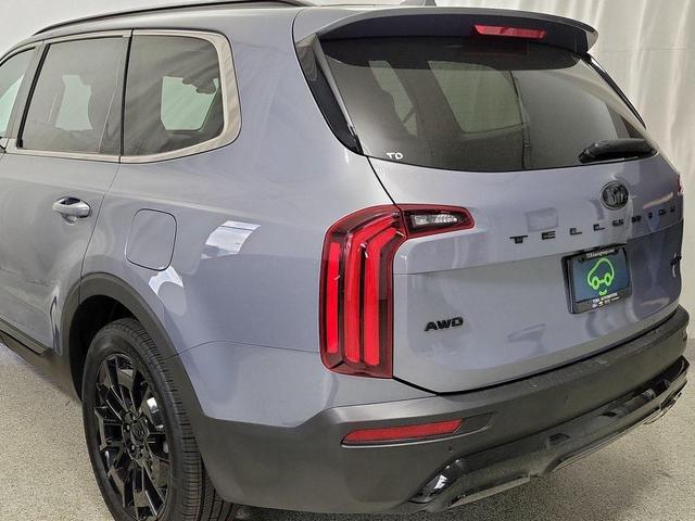 Photo of 2021 Everlasting Silver Kia Telluride