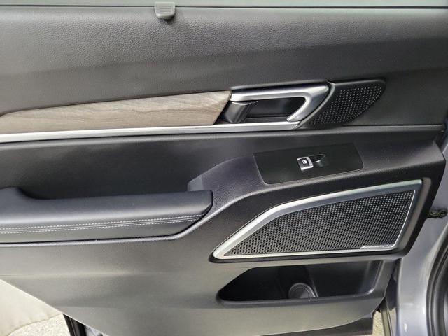 Photo of 2021 Everlasting Silver Kia Telluride