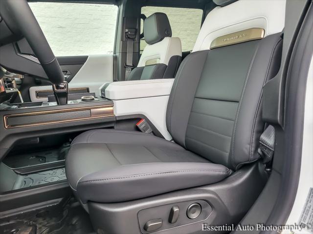 Photo of 2025 Interstellar Wh GMC HUMMER EV Pickup