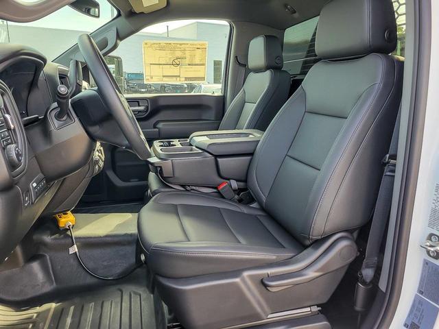 Photo of 2025 Summit White Chevrolet Silverado 3500