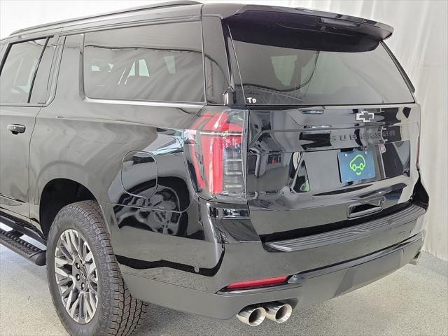 Photo of 2025 Black Chevrolet Suburban
