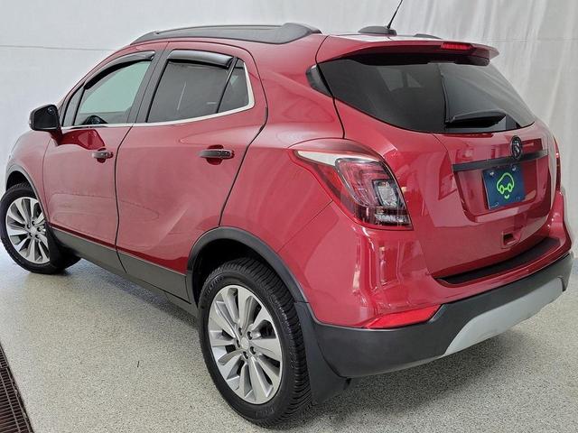 Photo of 2017 Winterberry Red Metallic Buick Encore