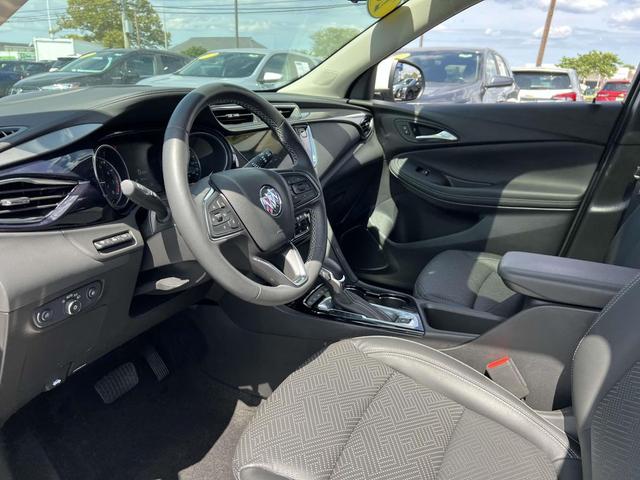 Photo of 2023 White Frost Tricoat Buick Encore GX
