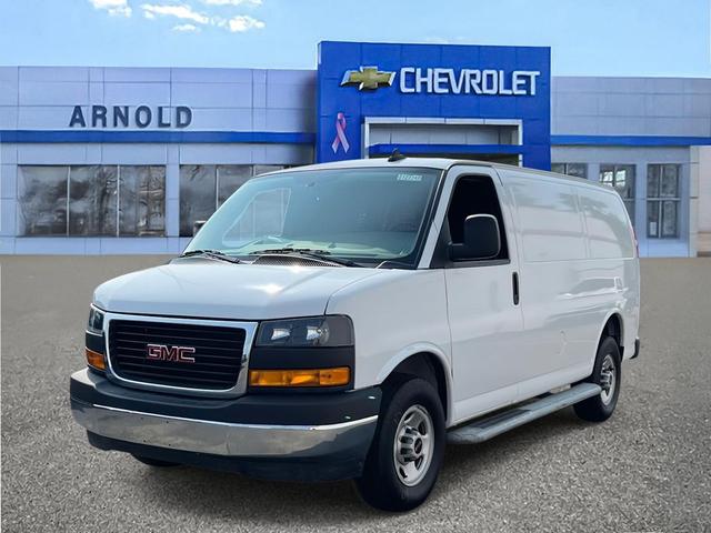 Photo of 2023 Summit White GMC Savana 2500